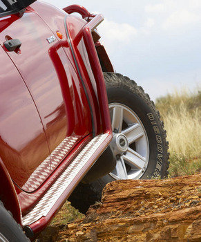 Пороги ARB (с защитой крыла) для Mitsubishi L200 IV (с 2006 по 2015 г.в.) [4446100]
